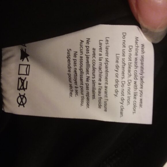 Skirt Sports black Free Flow shirt in size small - Picture 3 of 8